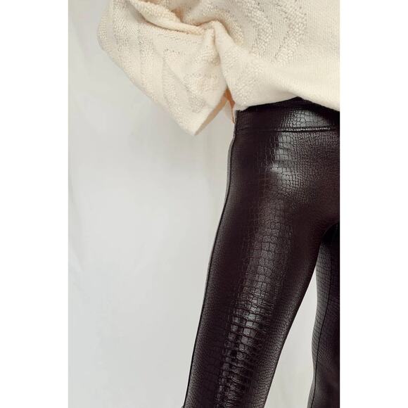 SPANX Revolve Brown Faux Crocodile Leather Textured Leggings M - Picture 2 of 6